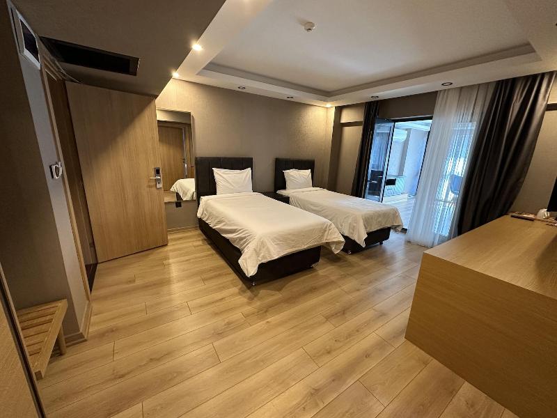 Azehrar Suit Hotel image