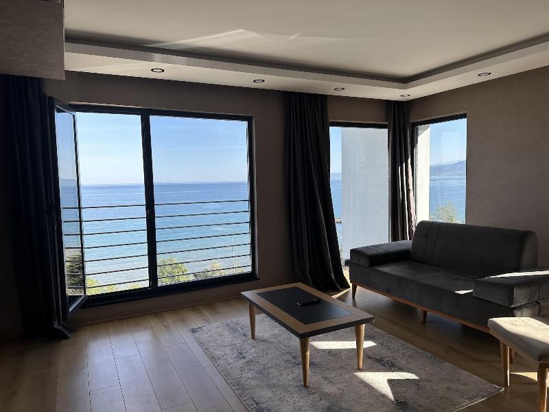 Azehrar Suit Hotel image