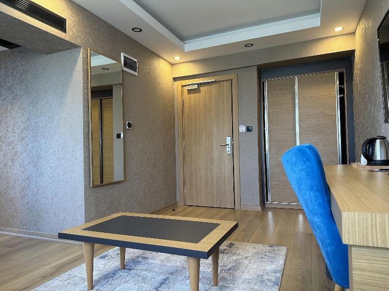 Azehrar Suit Hotel image