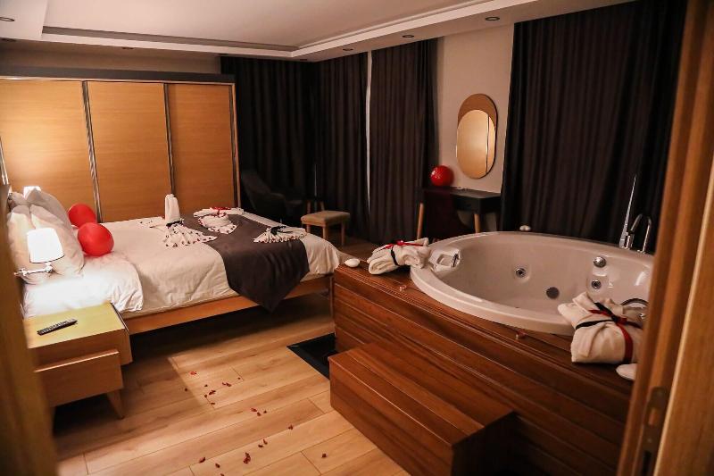 Azehrar Suit Hotel image