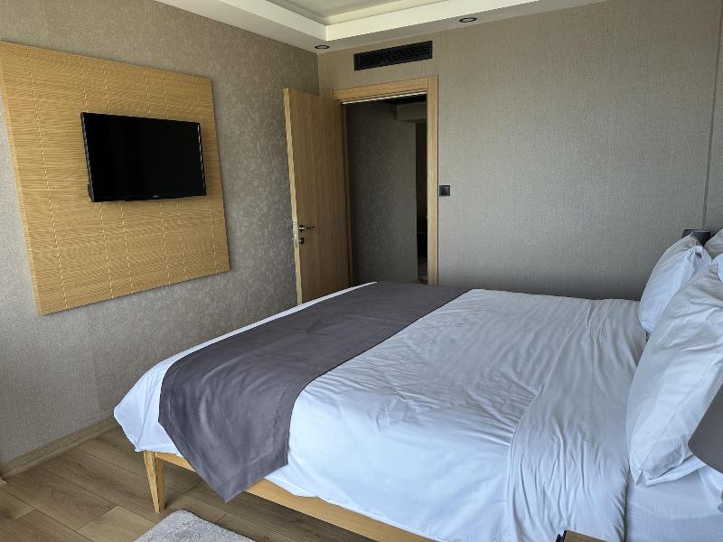 Azehrar Suit Hotel image