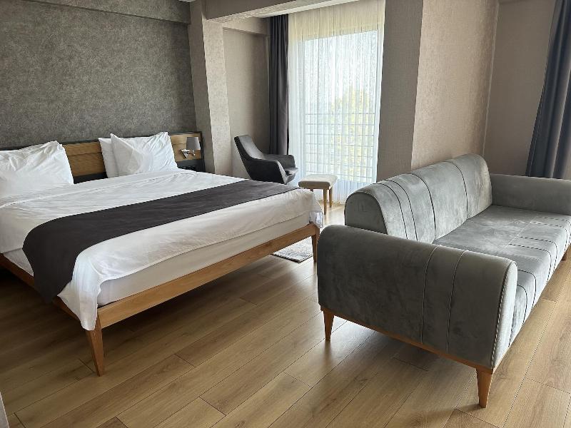 Azehrar Suit Hotel image