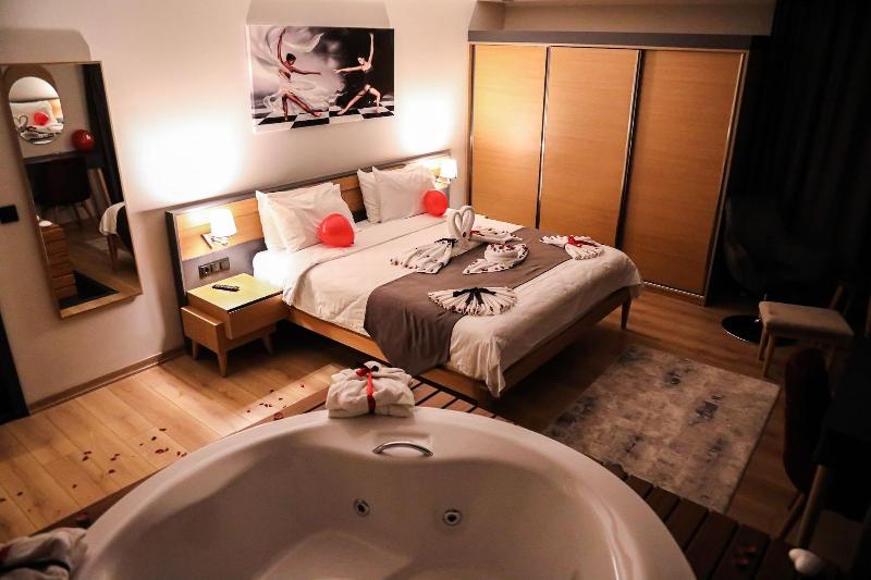 Azehrar Suit Hotel image