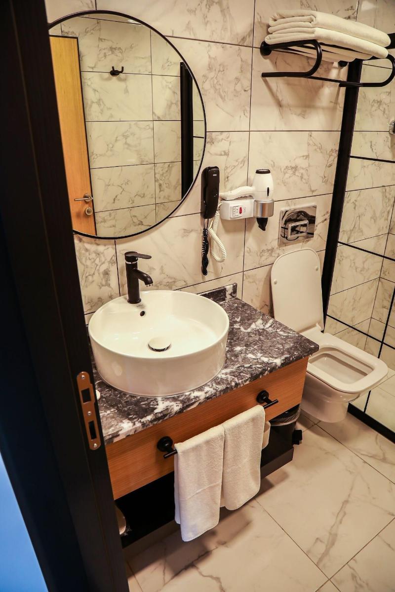 Azehrar Suit Hotel image