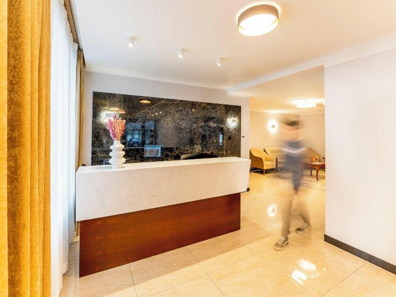Palast Hotel image