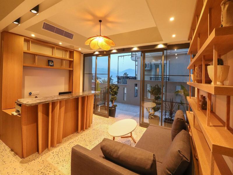Bliss Suites Hotels image