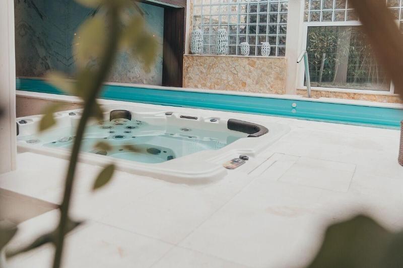 Joy Beach House image