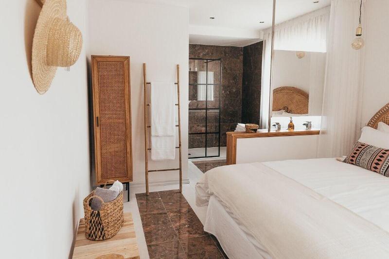 Joy Beach House image