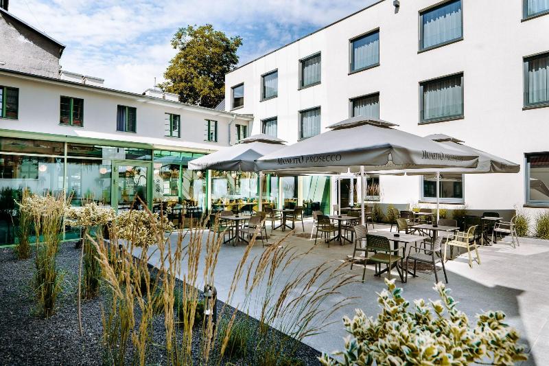 Hotel Eter image