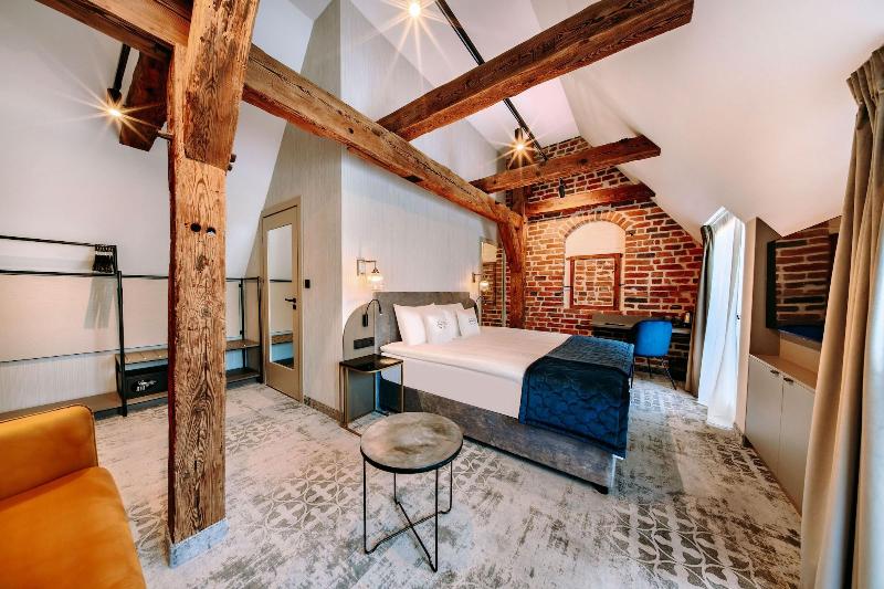 Hotel Eter image