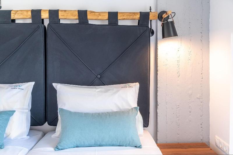 Costavasia Boutique Apartments image