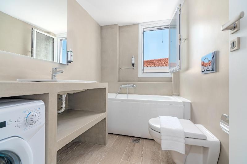 Costavasia Boutique Apartments image