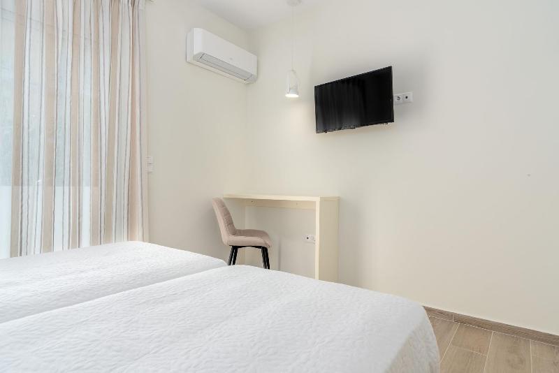 Costavasia Boutique Apartments image