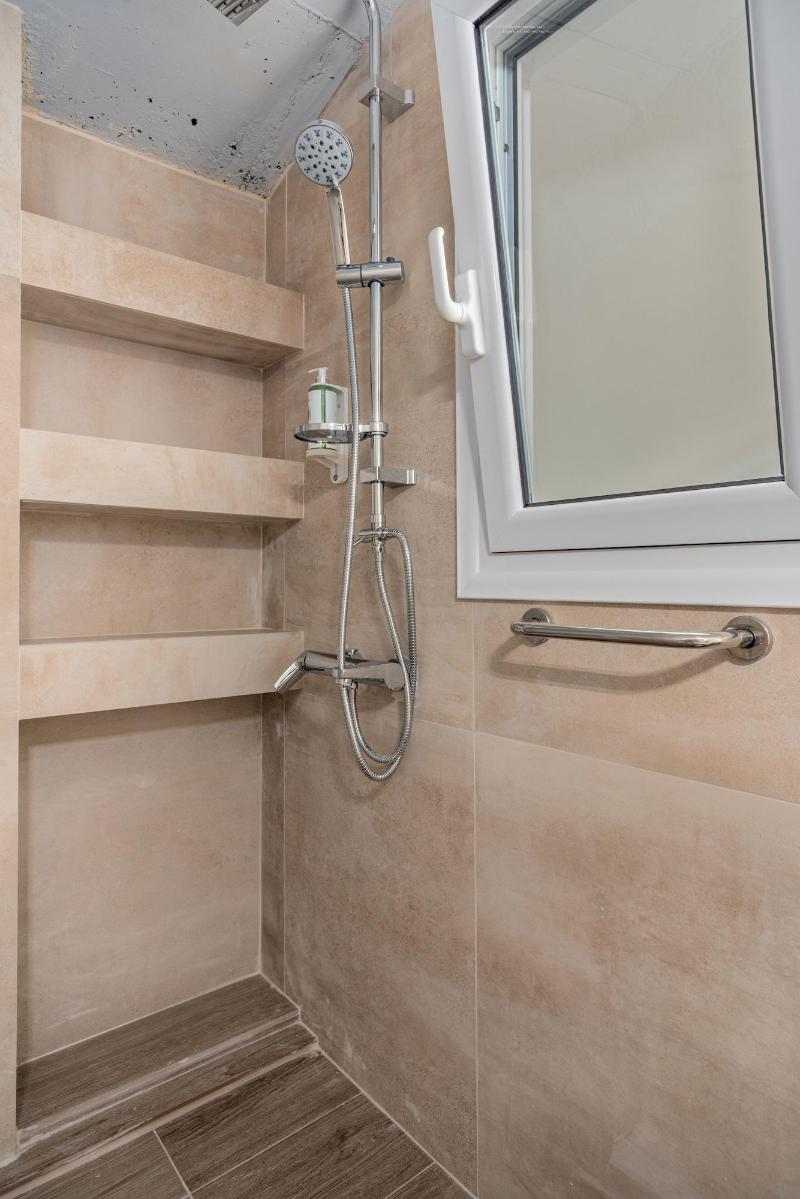 Costavasia Boutique Apartments image