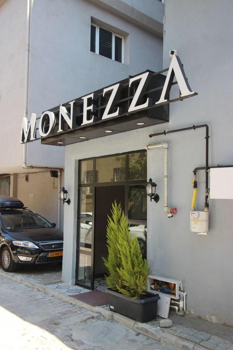 Monezza Hotel image