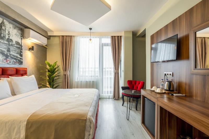 Monezza Hotel image