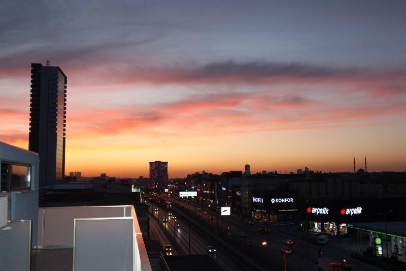 Monezza Hotel image