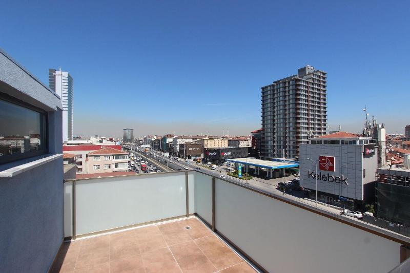 Monezza Hotel image