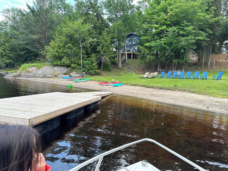 Muskoka Lake Cottages image