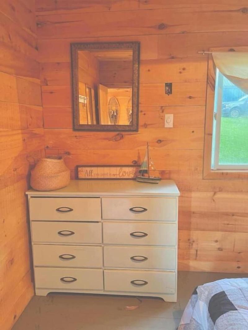 Muskoka Lake Cottages image