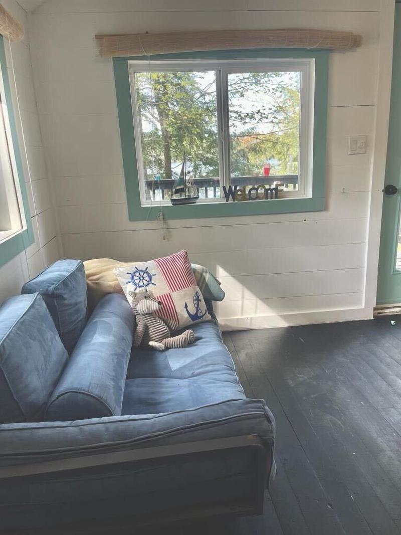 Muskoka Lake Cottages image