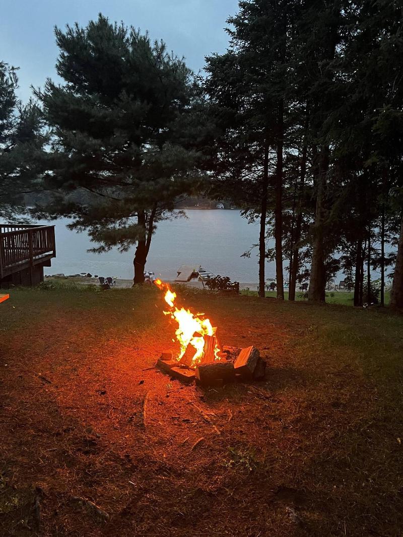 Muskoka Lake Cottages image