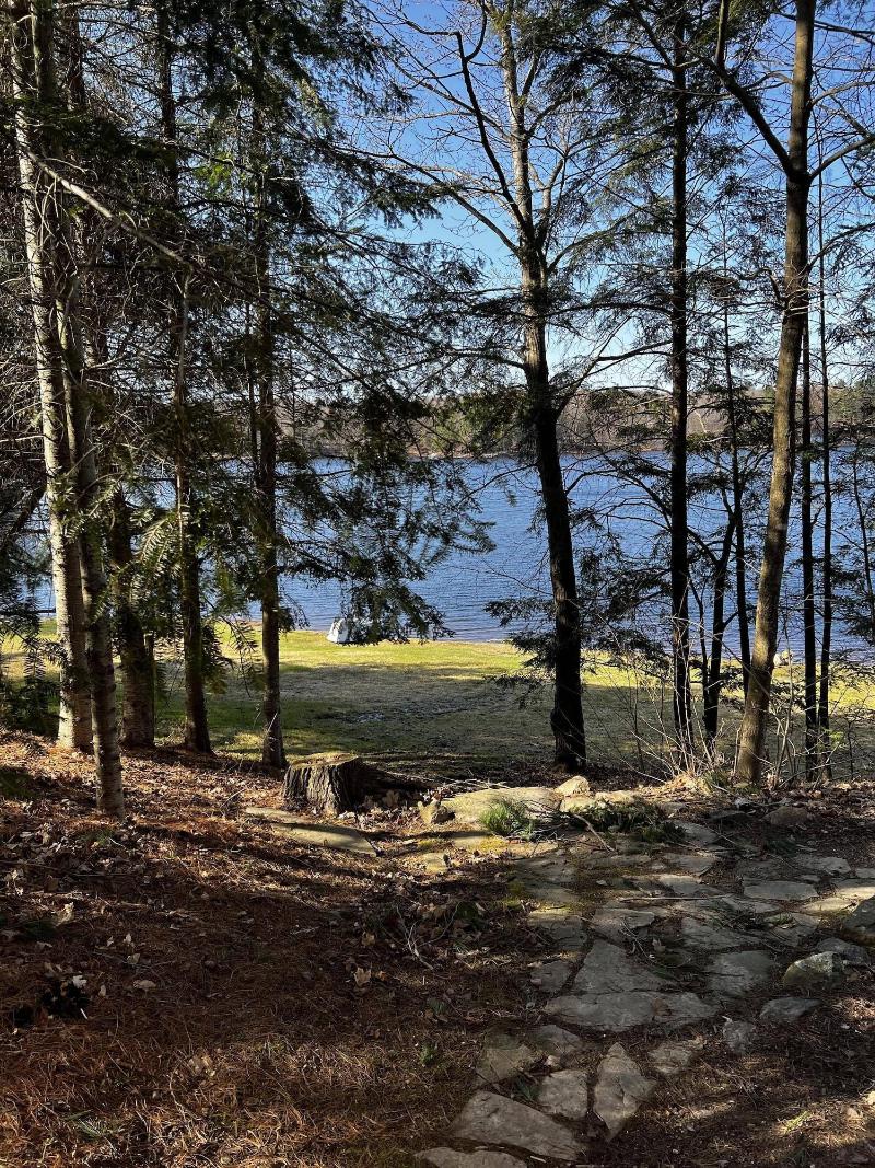 Muskoka Lake Cottages image