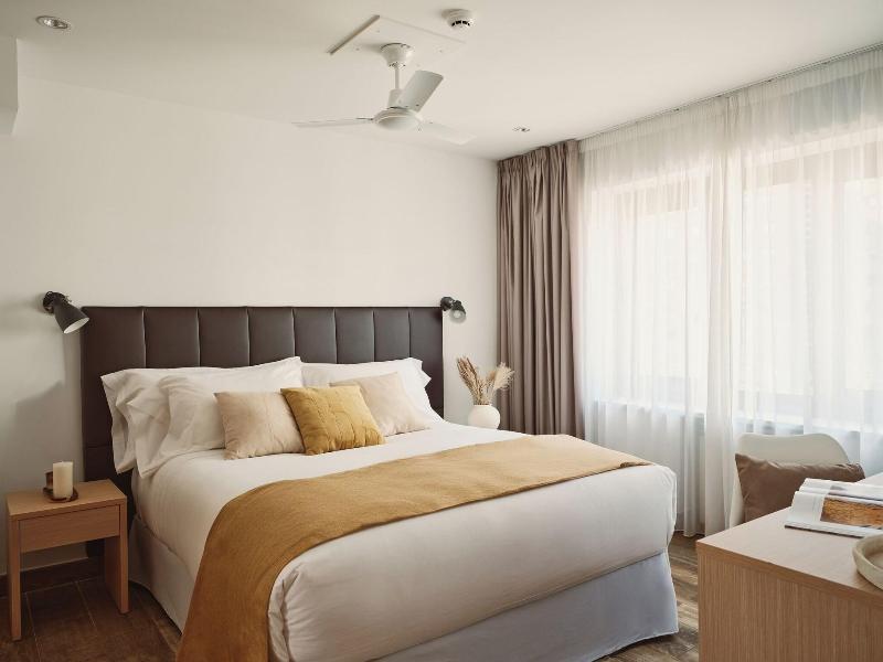 Ronces Hostel image