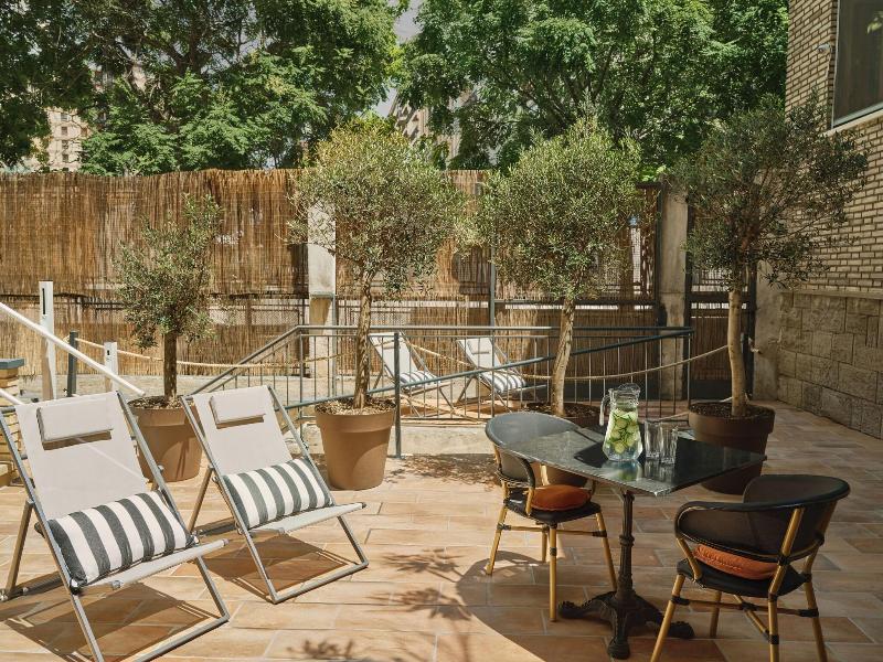 Ronces Hostel image