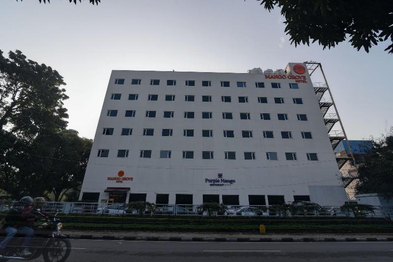 Mango Grove Hotel image