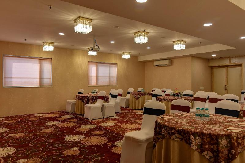 Mango Grove Hotel image