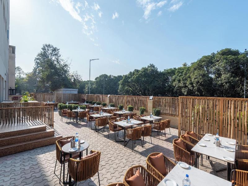 Mango Grove Hotel image