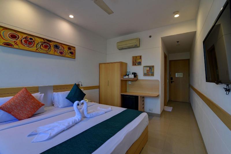 Mango Grove Hotel image