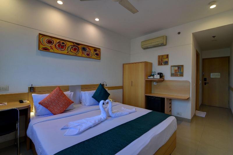 Mango Grove Hotel image