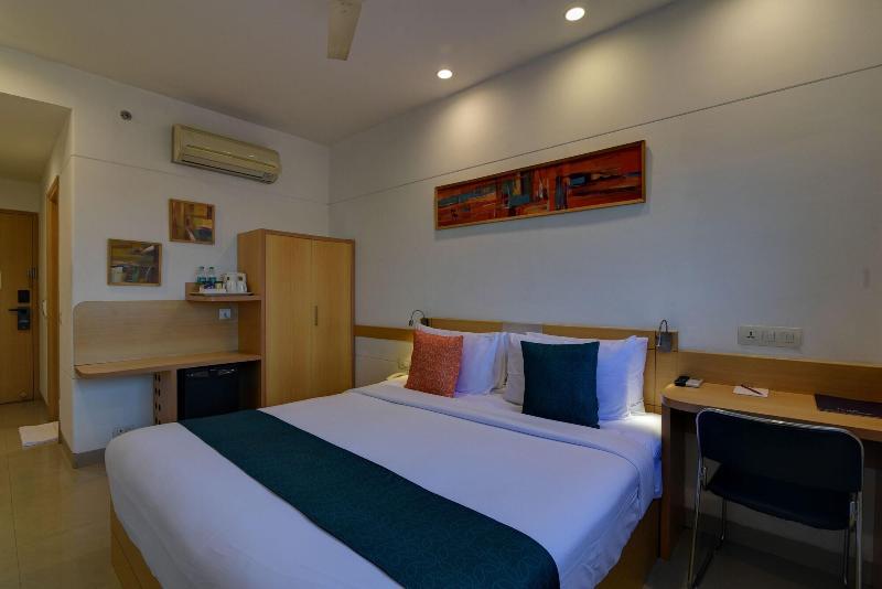 Mango Grove Hotel image