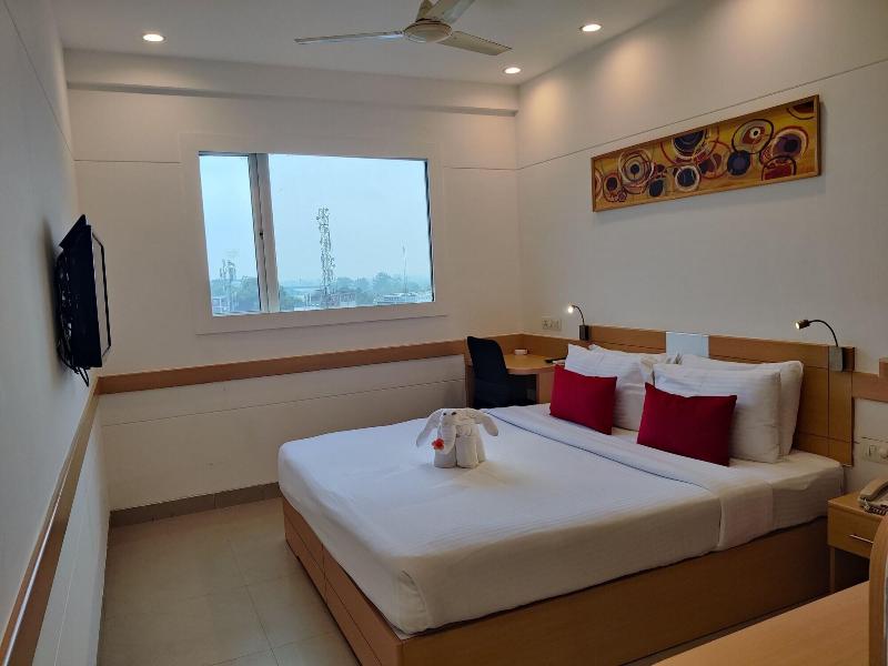 Mango Grove Hotel image