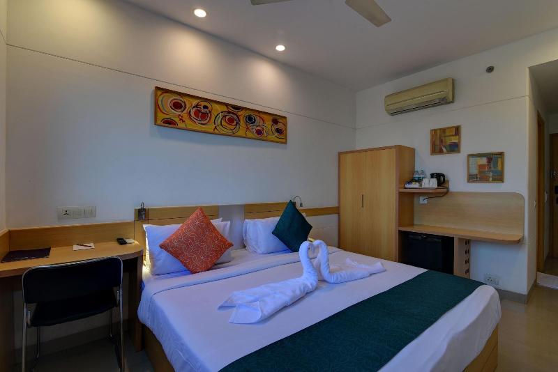 Mango Grove Hotel image