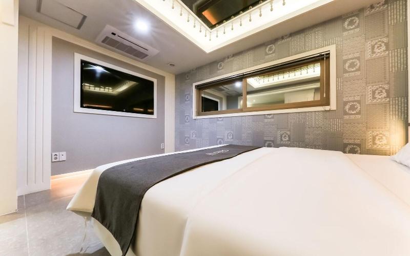 Yeonsan Golden Time Motel image