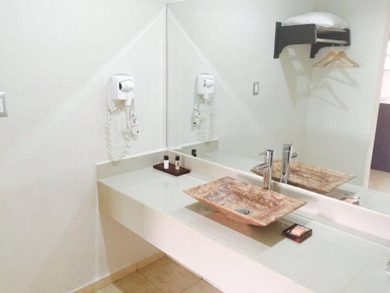 Hotel 5inn image