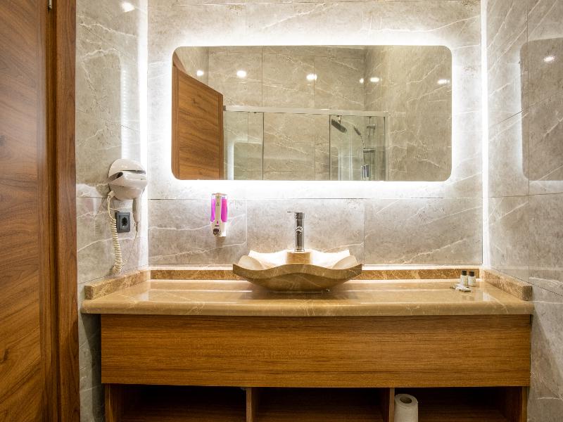 Orange Hotel & Spa image