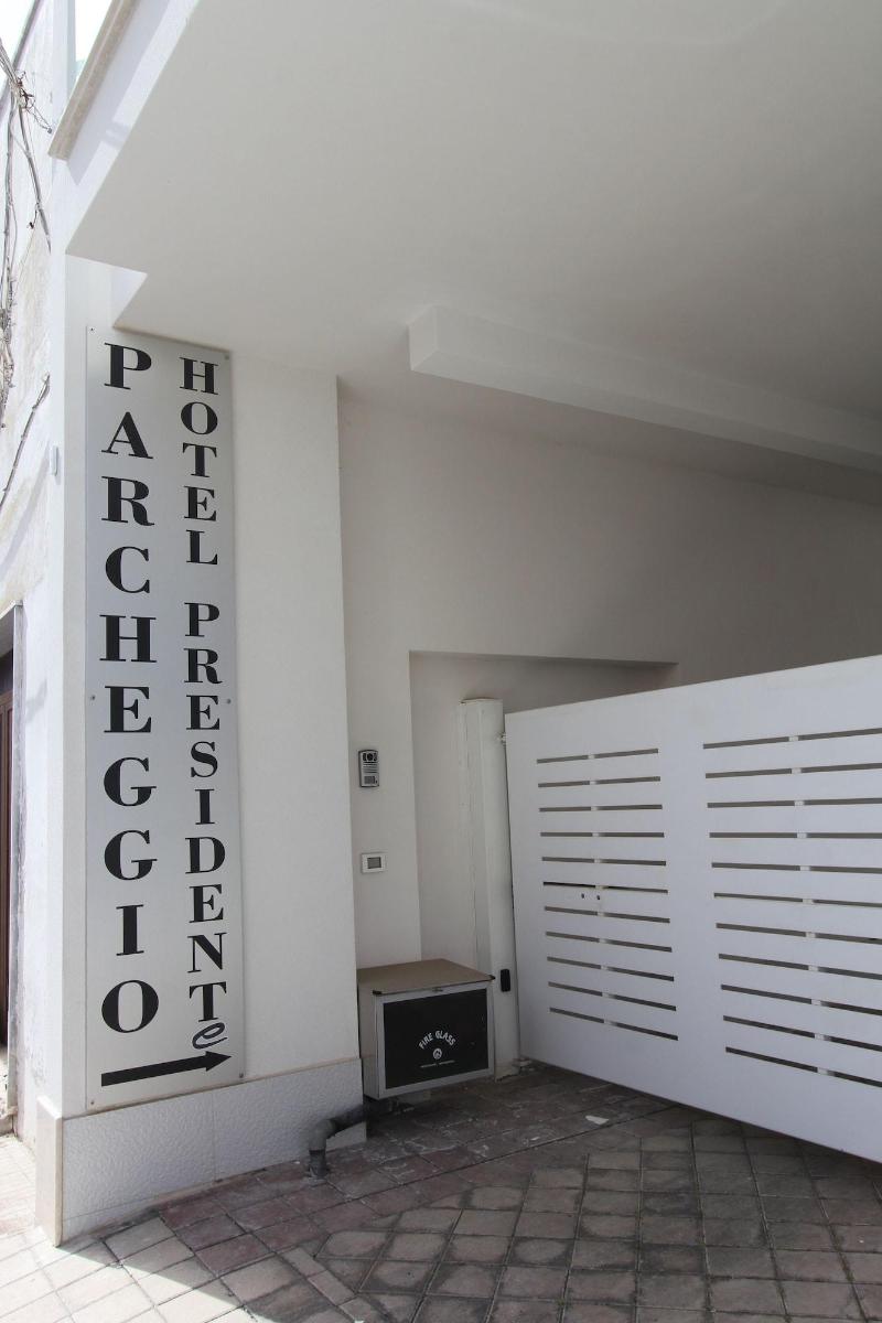 Hotel Presidente image
