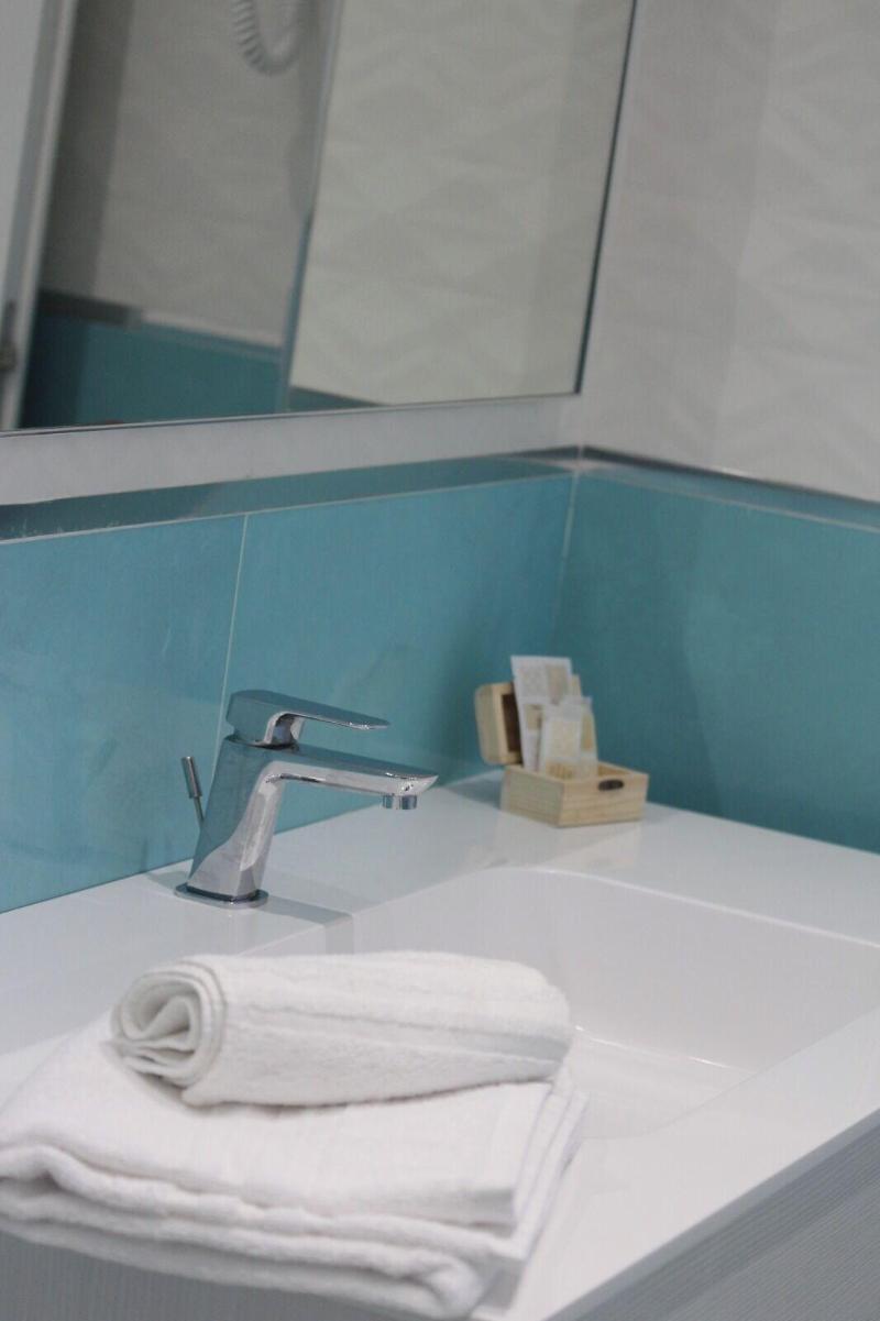 Hotel Presidente image