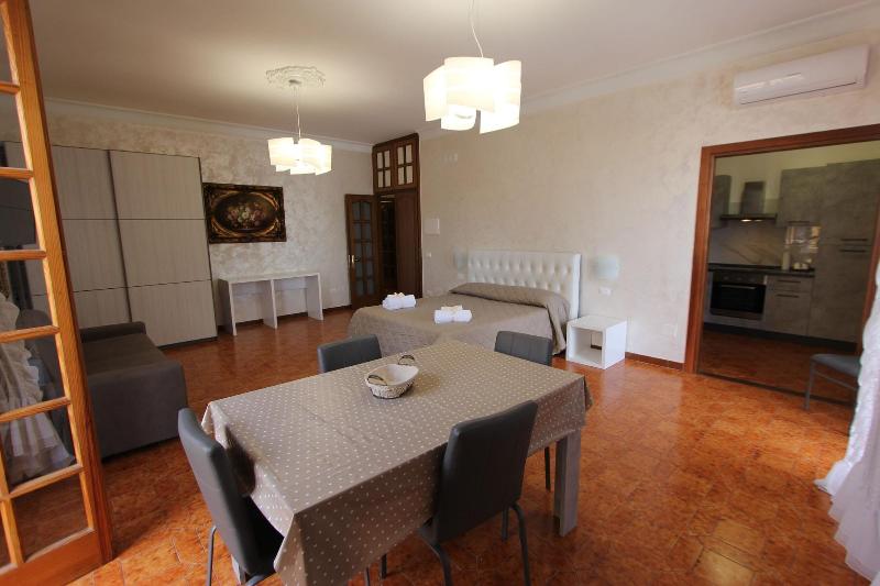Hotel Presidente image