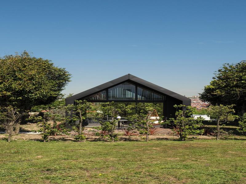 Fonte Santa Manor House image