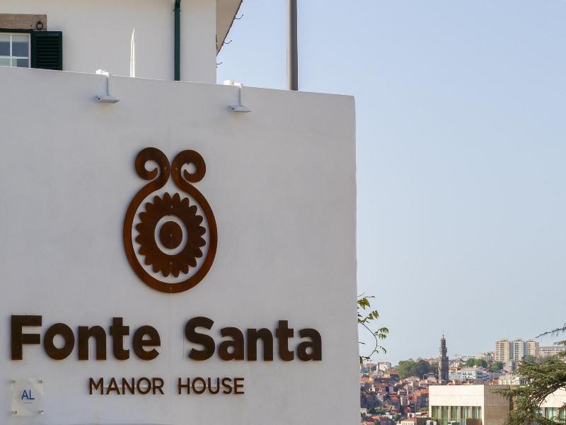 Fonte Santa Manor House image