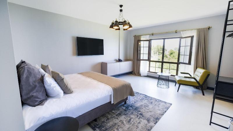 Ortel Inn image