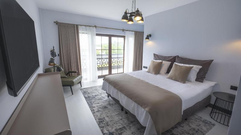 Ortel Inn image