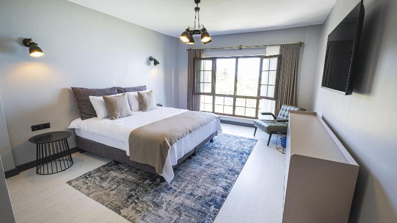 Ortel Inn image