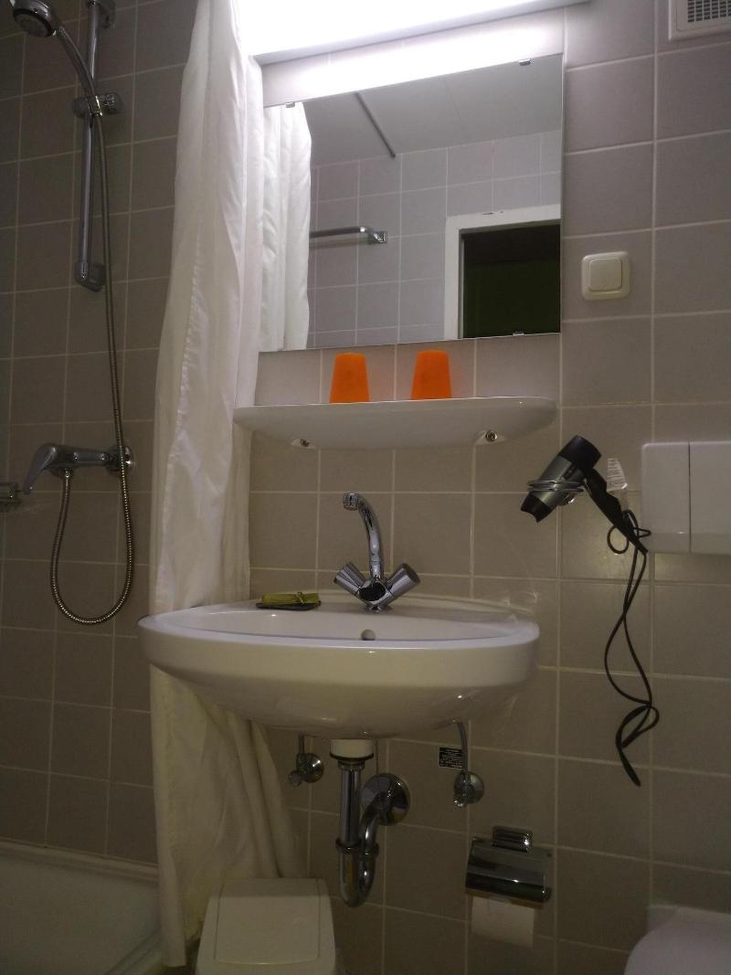 Kra Uterbaude image