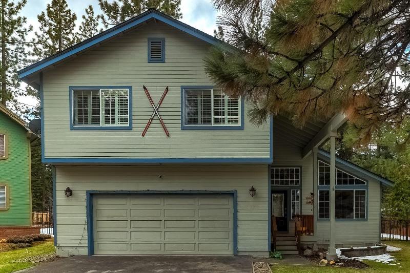 Sparkles On Sutter Trail